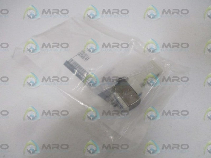 SMC SYJ3130-5L0Z SOLENOID VALVE * NEW IN A FACTORY BAG *