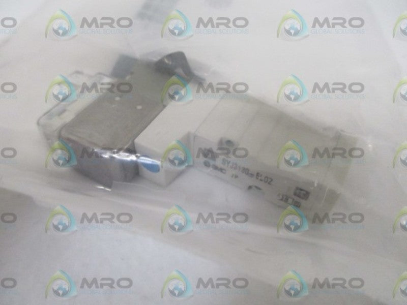 SMC SYJ3130-5L0Z SOLENOID VALVE * NEW IN A FACTORY BAG *
