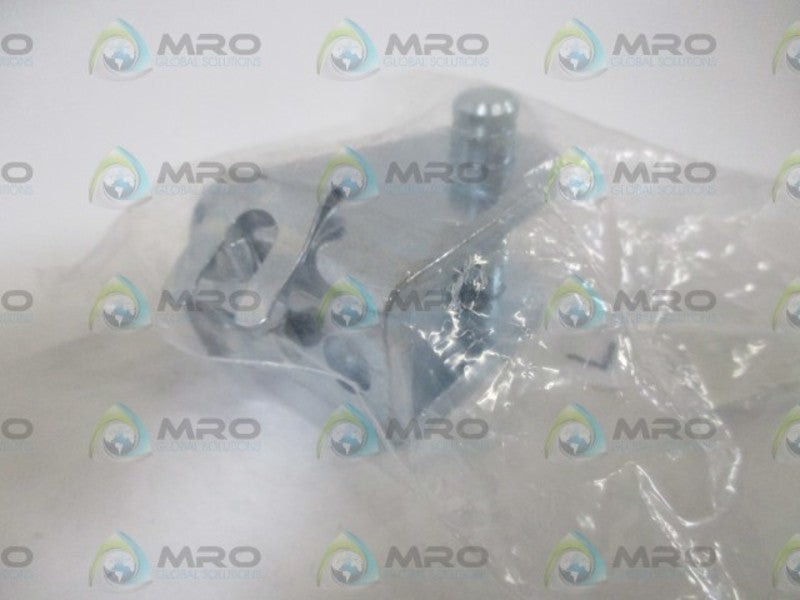 FESTO LBN-20/25 CLEVIS FOOT MOUNTING * NEW IN FACTORY BAG *