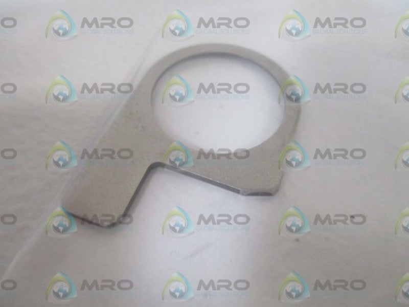 AIE MFG. 17166 LENS HOLDER 004 * NEW IN A BAG *