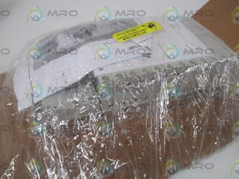 FESTO VTUG-10-VRLK-B1T-G18-DT-M5S-7G5L MANIFOLD ASSY. *NEW IN BOX*