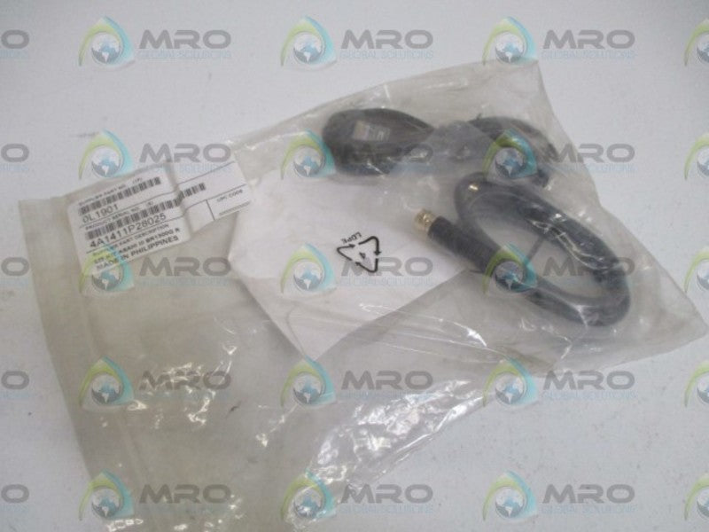 APC 0L1901 BATTERY BAC UP, COAXIAL CABLE, POWERCHUTE SOFTWARE * NEW IN A BAG *