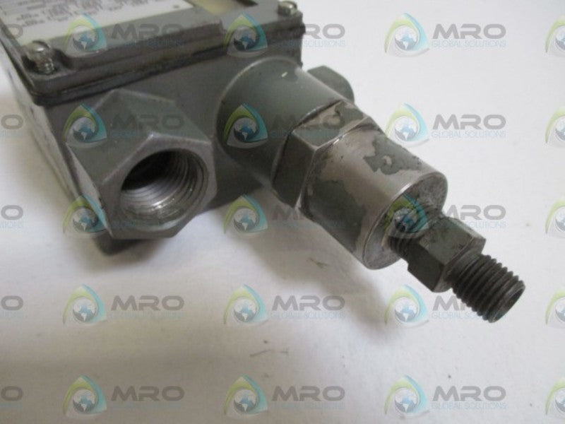 IMO 9675-0 PRESSURE SWITCH  UNMP