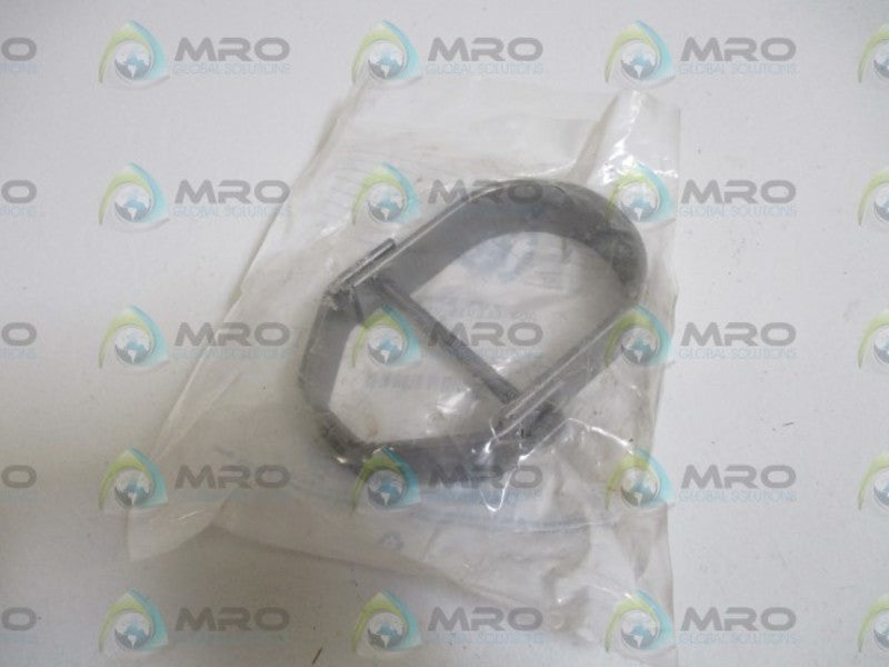 BARNES 13875 ADJ CLEVIS PIPE HANGER 2 PIPE  NSMP