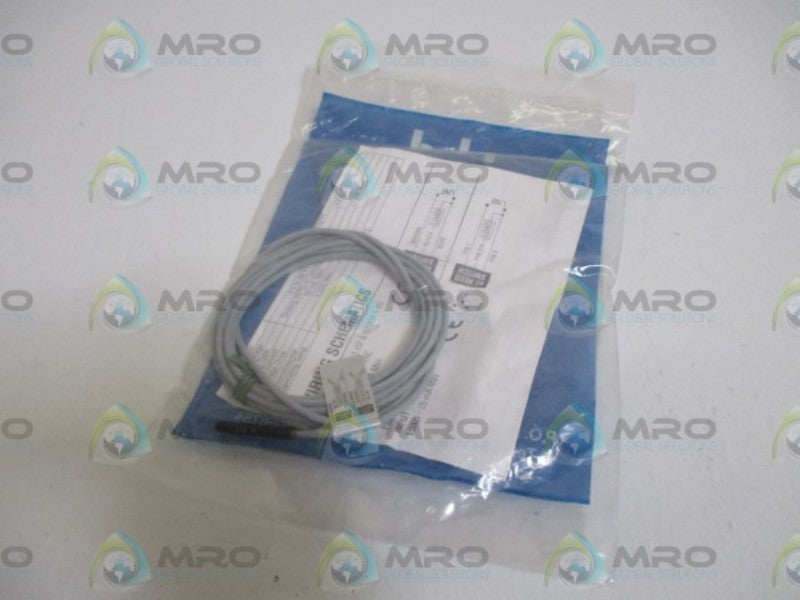 PHD 67902-1-02 REED SWITCH * NEW IN A FACTORY BAG *