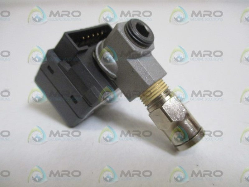KEYENCE AP-C33K DIGITAL UNMP