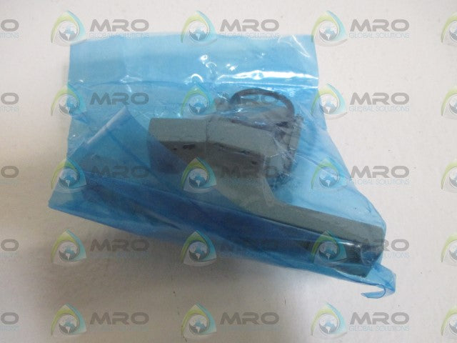 SMC Y30T-T4 COUPLER T-TYPE * NEW IN A BAG *