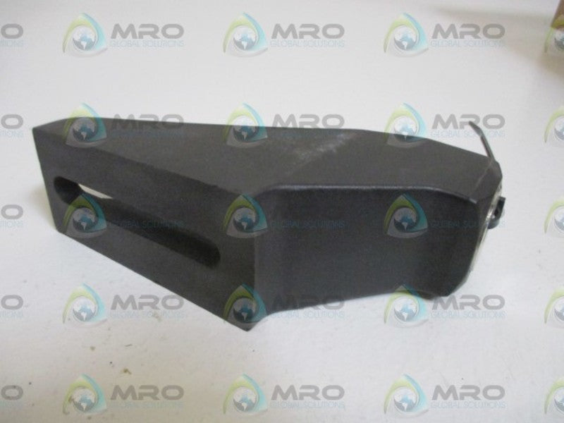 LOT OF 9 VALUGUIDE VG-203L GUIDE RAIL BRACKET NSNP