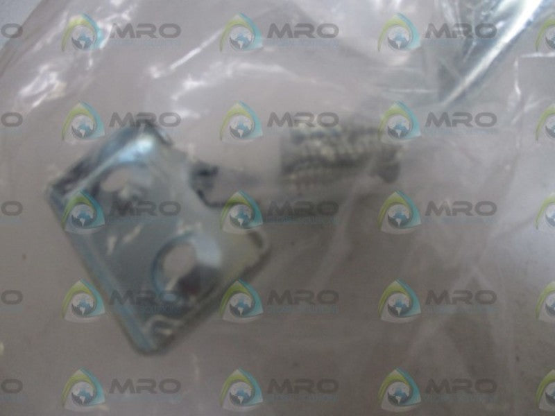 LOT OF 3 GRAINGER 4PE19 DOOR PULL NSNP IN A BAG