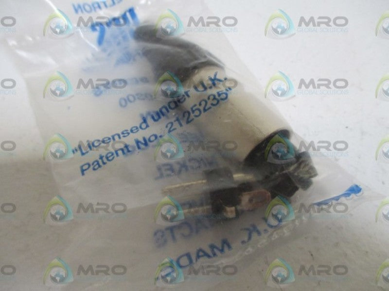 LOT OF 5 DELTRON 801-0300 CONNECTOR PLUG NSNP IN A FACTORY BAG