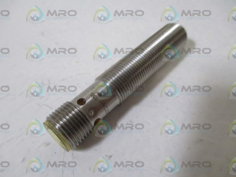 IFM EFECTOR JAC201 DIFFUSE REFLECTION SENSOR  NSMP