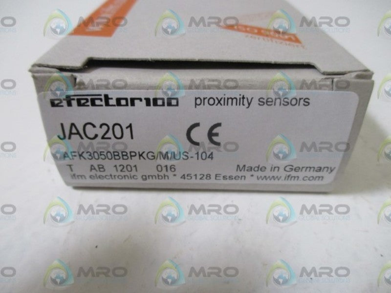 IFM EFECTOR JAC201 DIFFUSE REFLECTION SENSOR  NSMP