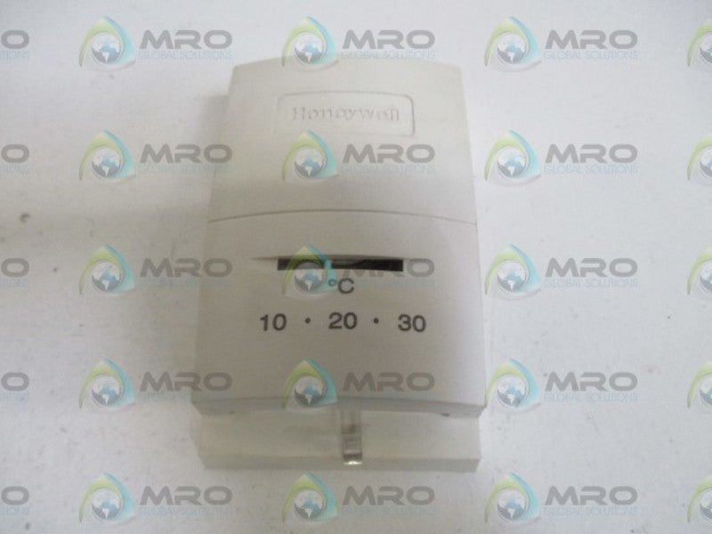 HONEYWELL T822K1034 PROGRAMMABLE THERMOSTAT  NSMP
