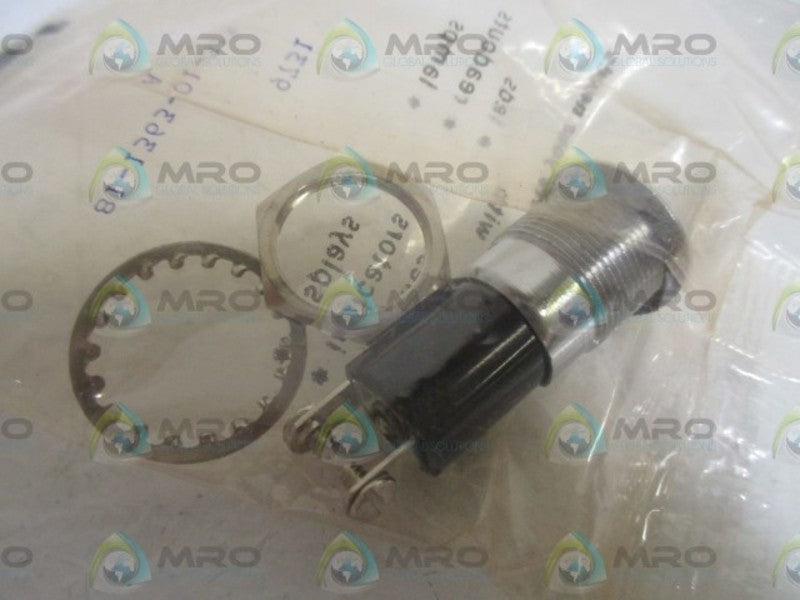 DIALIGHT 81-1363-01-313 INDICATOR  NSMP