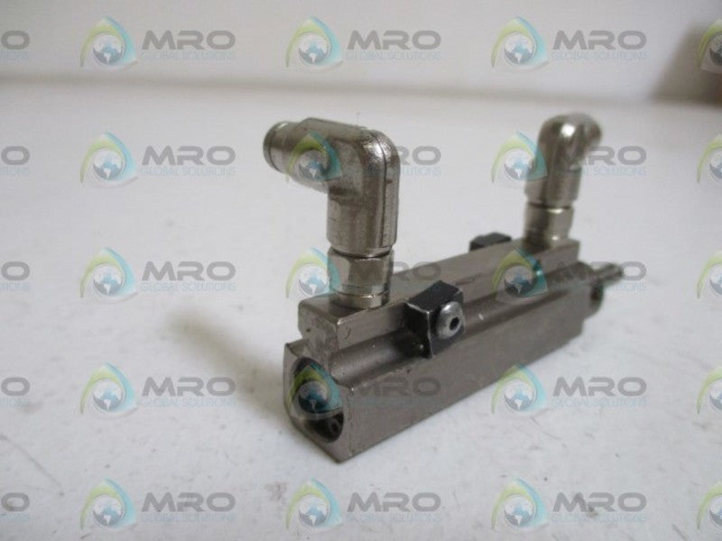SMC NCDJPB10-100D PNEUMATIC CYLINDER  UNMP