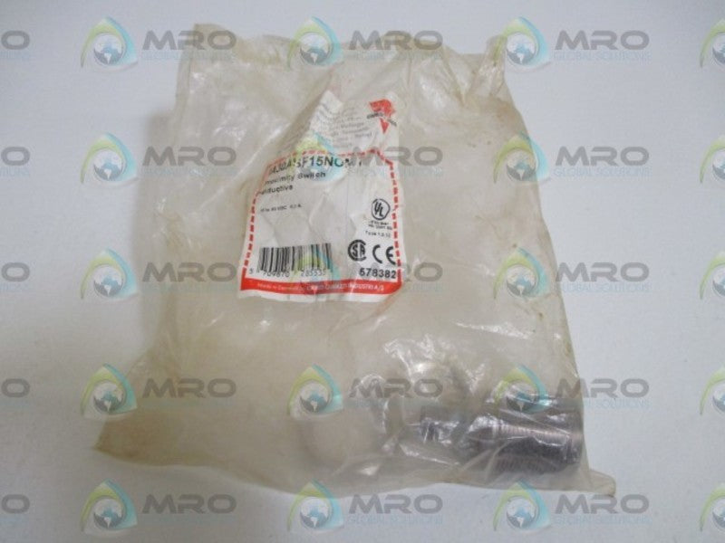 CARLOS GAVAZZI IA30ASF15NOM1 PROXIMITY SWITCH  NSMP