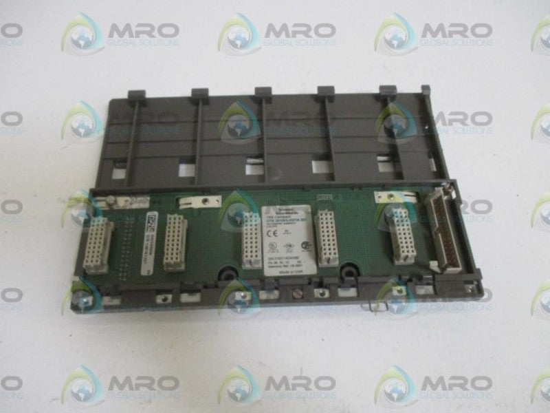 SCHNEIDER AEG TSX COMPACT DTA201/AS-HDTA-201 5-SLOT SECONDARY SUBRACK  UNMP