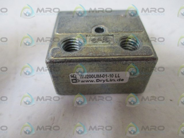 LOT OF 2 IGUS WJ200UM-01-10LL W-RAIL *NEW IN A BAG*