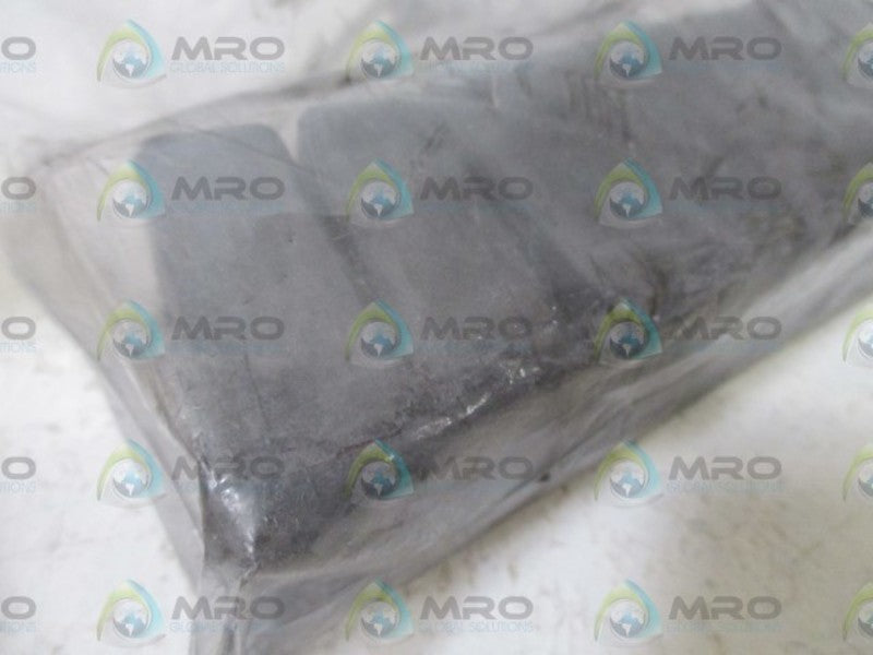 LOT OF 8 CARBON 1106848 CARBON BRUSHING NSNP IN A BAG