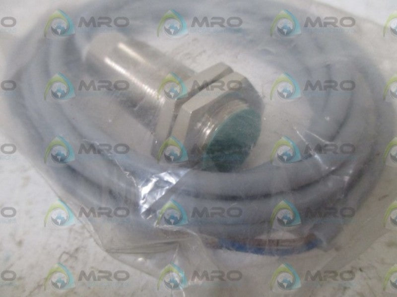 BAUMER IFRM 18P1702/L PROXIMITY SENSOR  NSMP