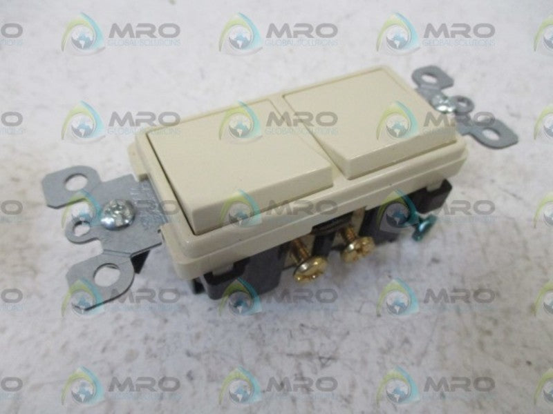 LOT OF 4 LEVITON 5641-I COMBINATION TWO SWITCH *NEW IN BOX*