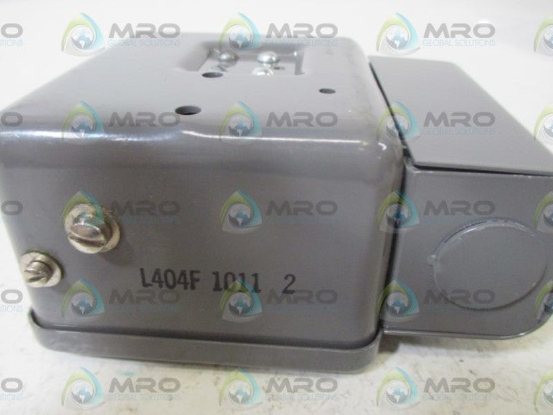 HONEYWELL L404F1011 PRESSURE SWITCH  NSNP