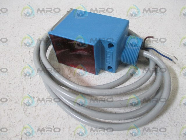 SICK WL2000-M1302 PHOTOELECTRIC SENSOR *NEW IN BOX*