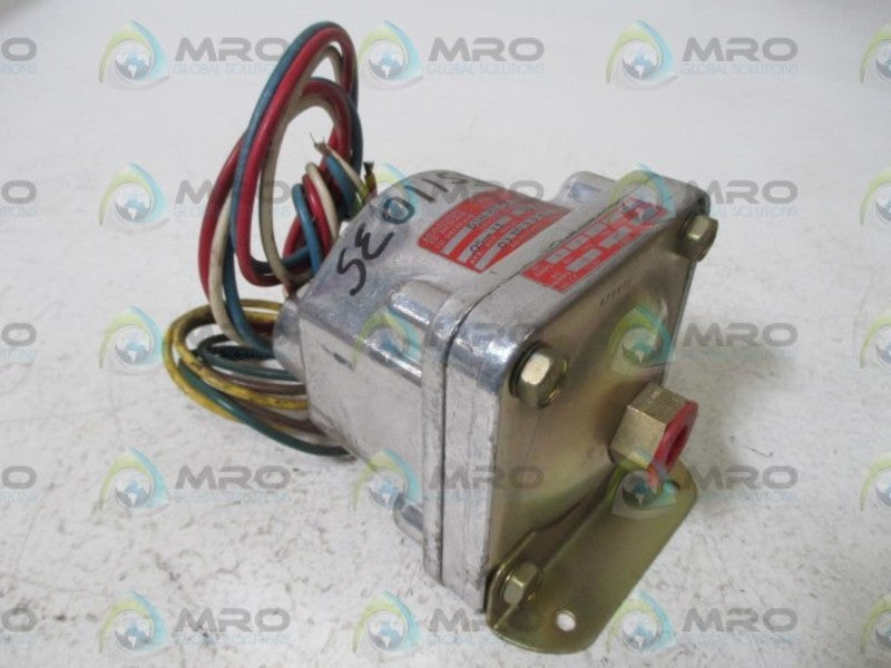 BARKSDALE D2H-A3-Q2 PRESSURE SWITCH  UNMP