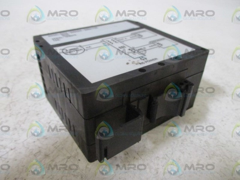 MOORE ECT/4-20MA/2X4-20MA/117AC[ECD] DUAL SIGNAL ISOLATOR CONVERTER  UNMP