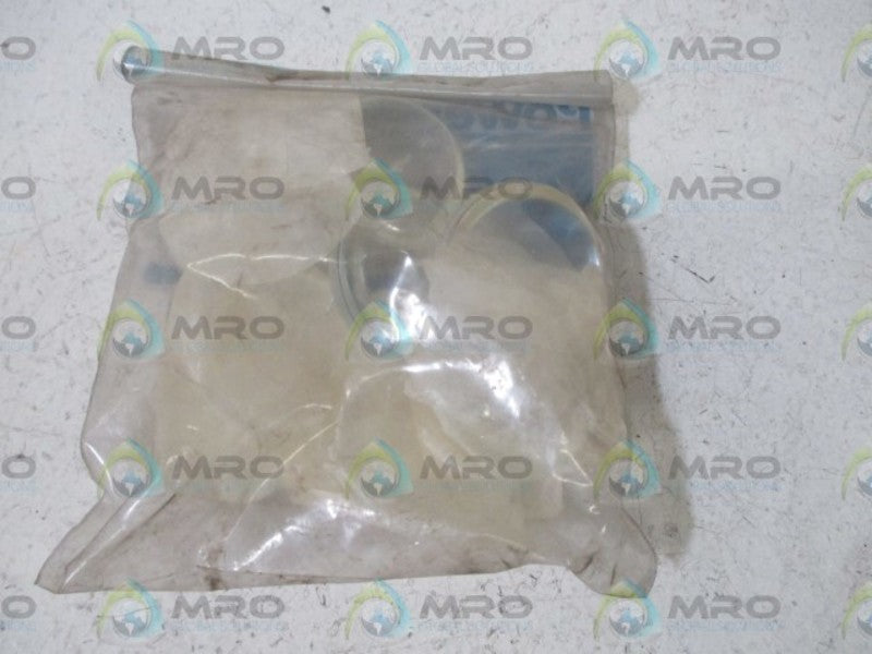 LOT OF 7 DIAMOND 1077961124 ILLUMINATOR LEN NSNP IN A FACTORY BAG
