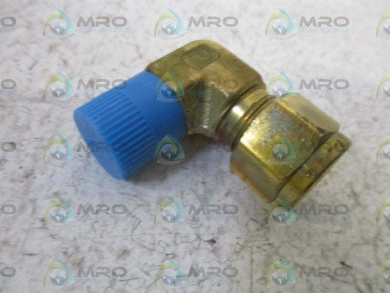 LOT OF 40 PARKER 6-4 CBZ-B MALE ELBOW *NEW IN BOX*