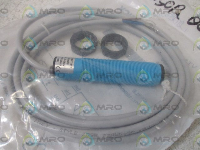 SICK VT18-2T1112 PROXIMITY SWITCH *NEW IN A FACTORY BAG*