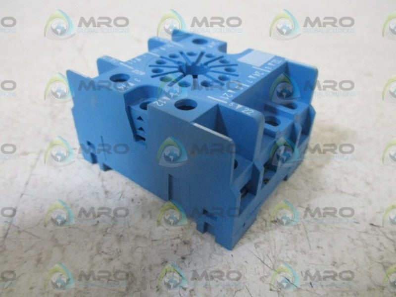 FINDER 90.27 RELAY SOCKET  NSNP