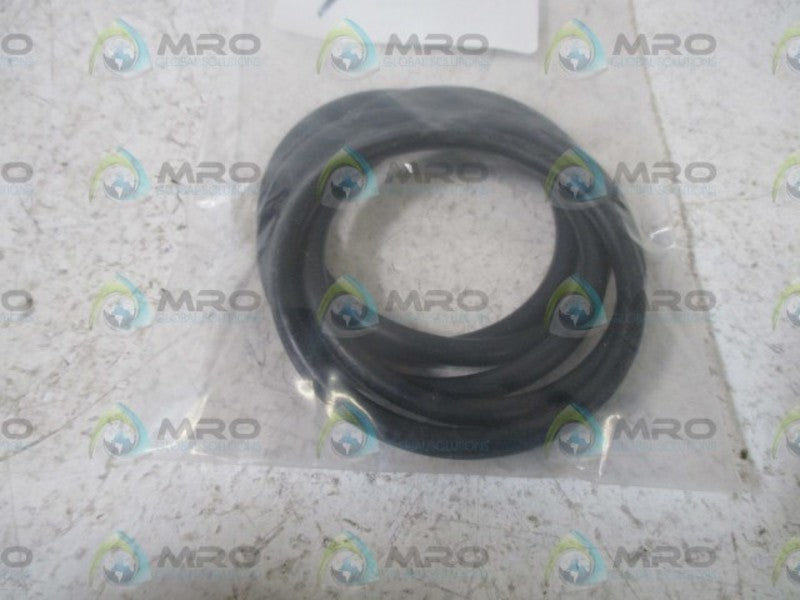 LOT OF 5 APV 543-8-1313-35 O-RING NSNP IN A BAG