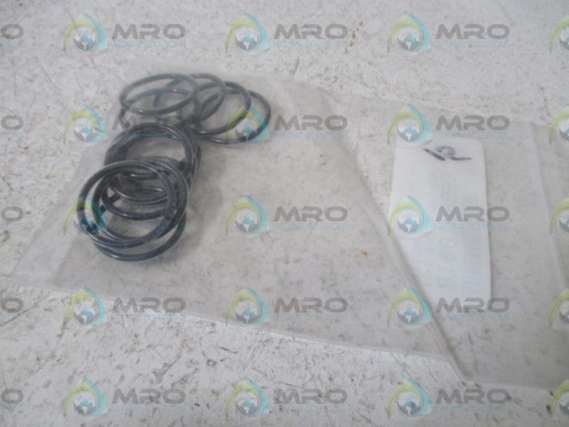 LOT OF 13 TFE110B O-RING NSNP IN A BAG