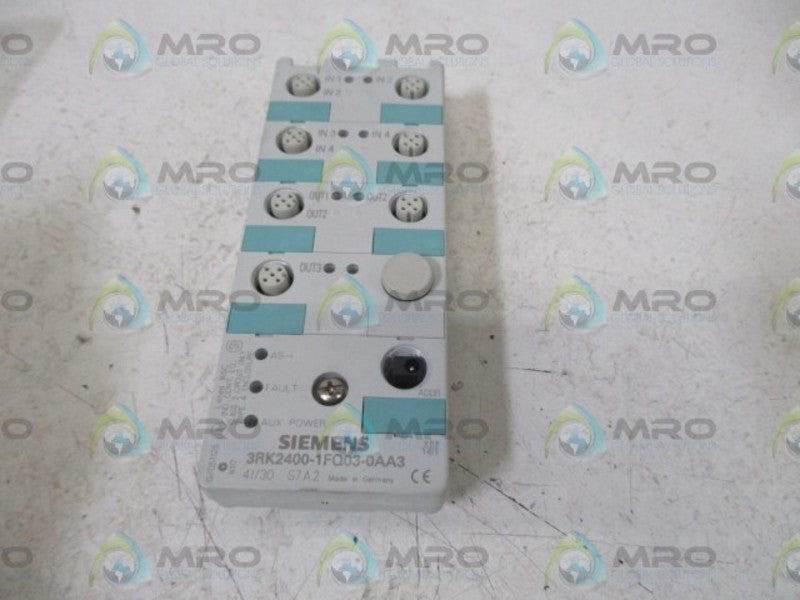 SIEMENS 3RK1107-1BQ40-0AA3 ANALOG OUTPUT MODULE * NEW IN  A BOX *