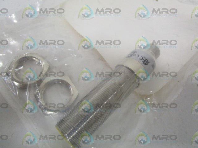 TURCK BI8-G18-ADZ30X2-B3331 PROXIMITY SENSOR * NEW IN A FACTORY BAG *
