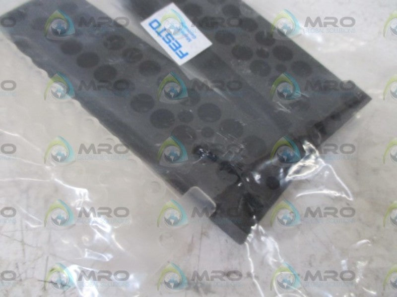 FESTO KM-22-B MULTI-TUBE CONNECTOR * NEW IN A FACTORY BAG *
