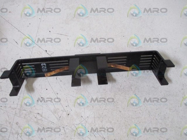 LOT OF O3 BUSSMANN SAMI-5I COVER INDICATING *NEW IN BOX*