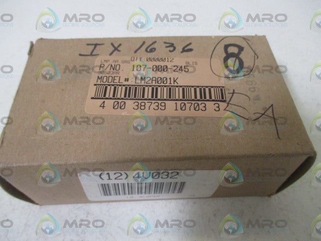 LOT OF 8 MAGLITE LM2A001K REPLACEMENT LAMP *NEW IN BOX*