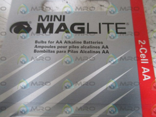 LOT OF 8 MAGLITE LM2A001K REPLACEMENT LAMP *NEW IN BOX*