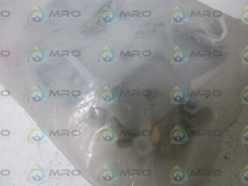 HOFFMAN A50MFKR MOUNTING FOOT KIT * NEW IN A FACTORY BAG *