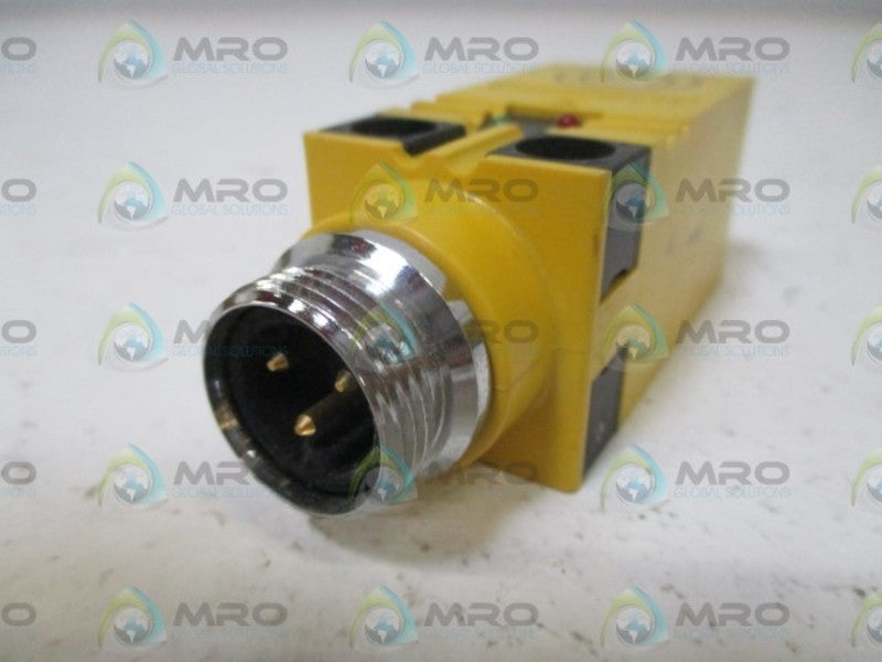 TURCK BI10T-Q34-AZ3X2-B1131 PROXIMITY SENSOR *NEW NO BOX *