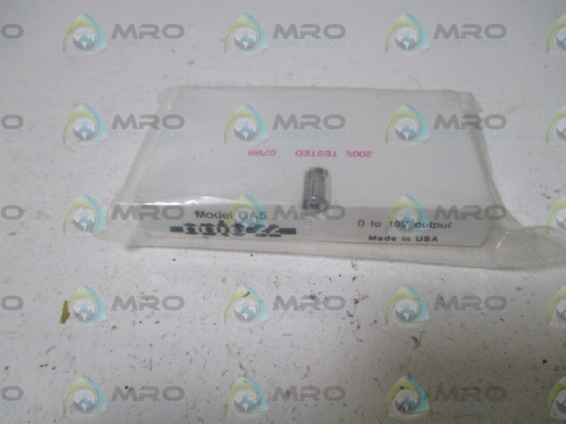 LOT OF 2 OPTO 22 MODEL DA5 OUPUT *NEW NO BOX*
