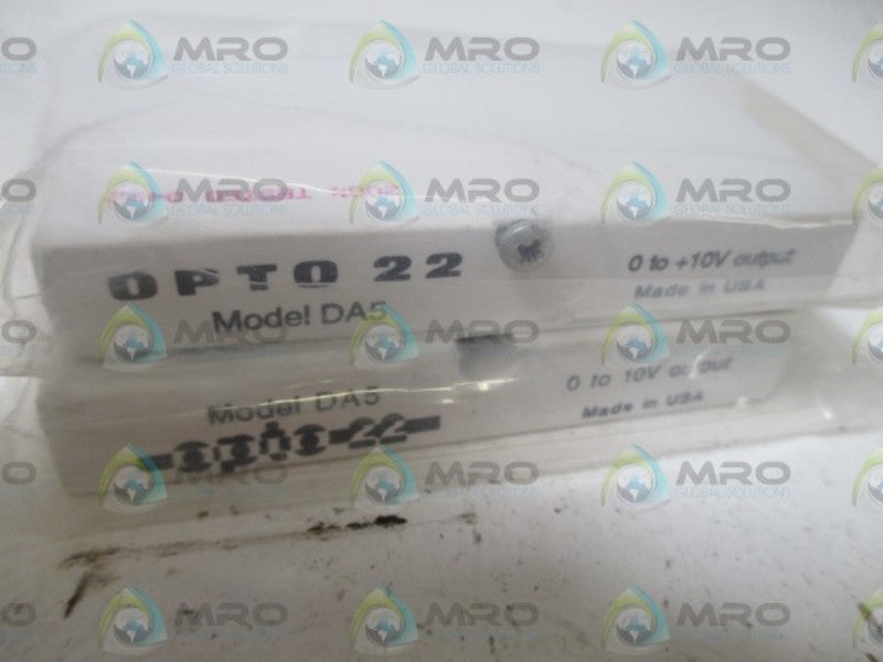 LOT OF 2 OPTO 22 MODEL DA5 OUPUT *NEW NO BOX*