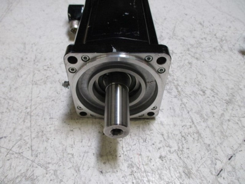 SCHNEIDER SH100/30100/0/0/00/00/00/10/00 SERVO MOTOR  UNMP