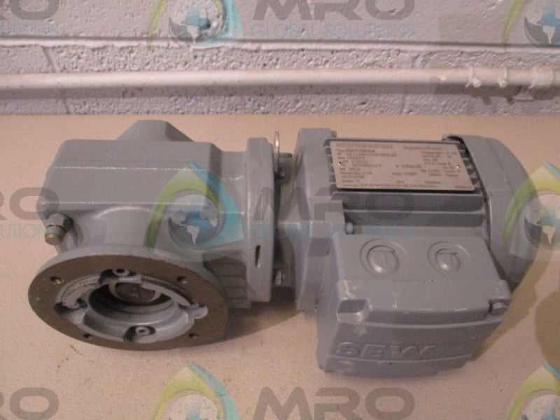 SEW-USOCOME SAF37DR63M4 GEAR MOTOR  NSNP