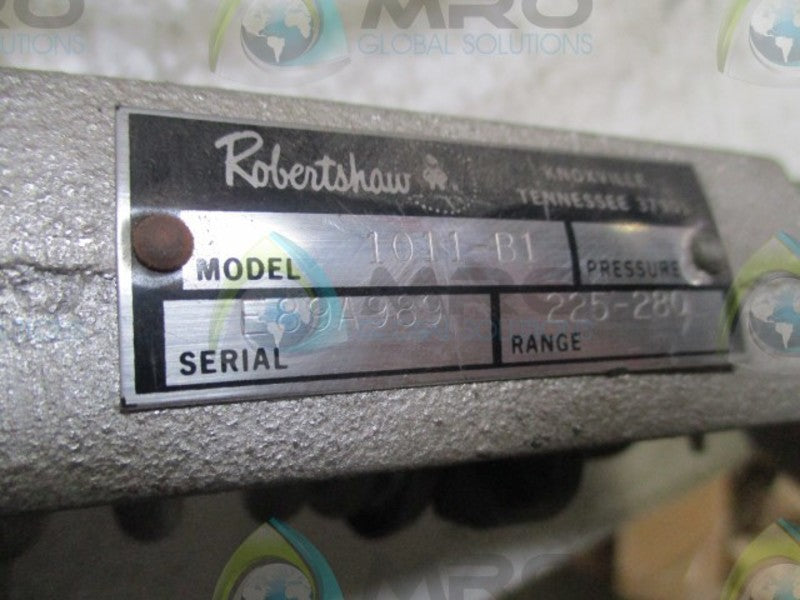 ROBERTSHAW 1011-B1 TEMPERATURE REGULATOR VALVE 225-280 RANGE  NSNP