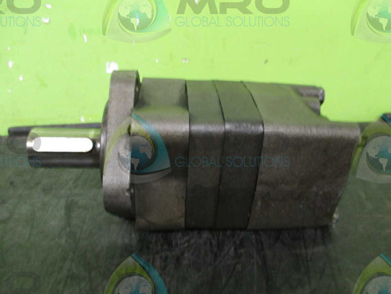 DANFOSS 151F0203 2 HYDRAULIC MOTOR * USED *