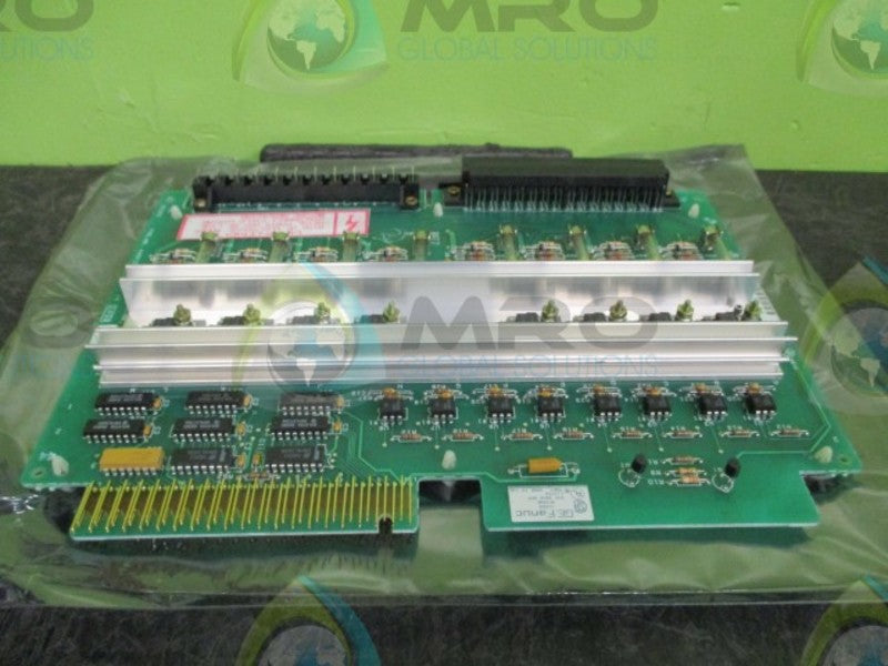 GE FANUC IC600BF908K OUTPUT MODULE  NSMP